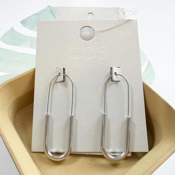 COS Paperclip Hoop Earrings - Picture 2 of 3